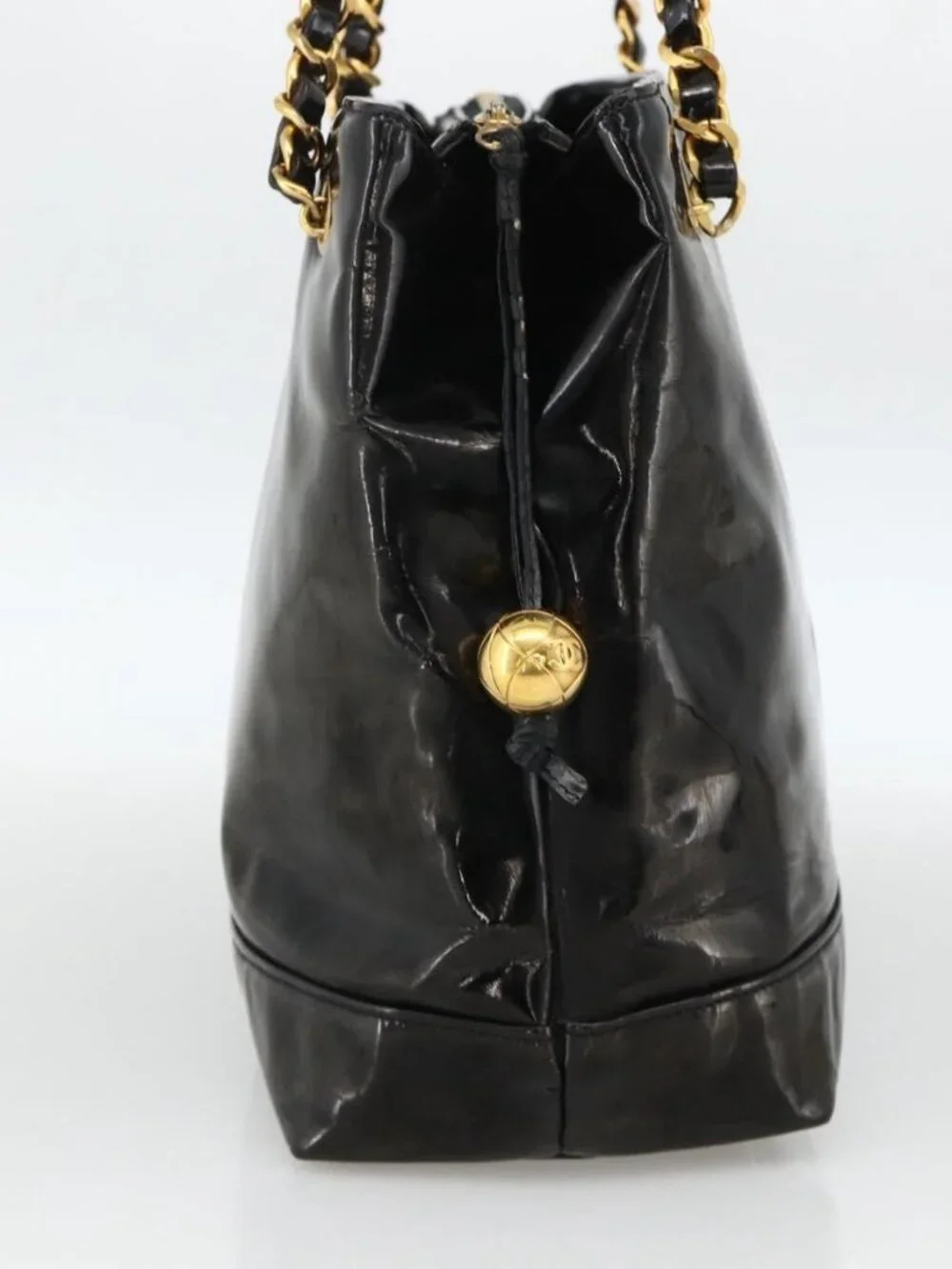 CHANEL brand	chanel color	black